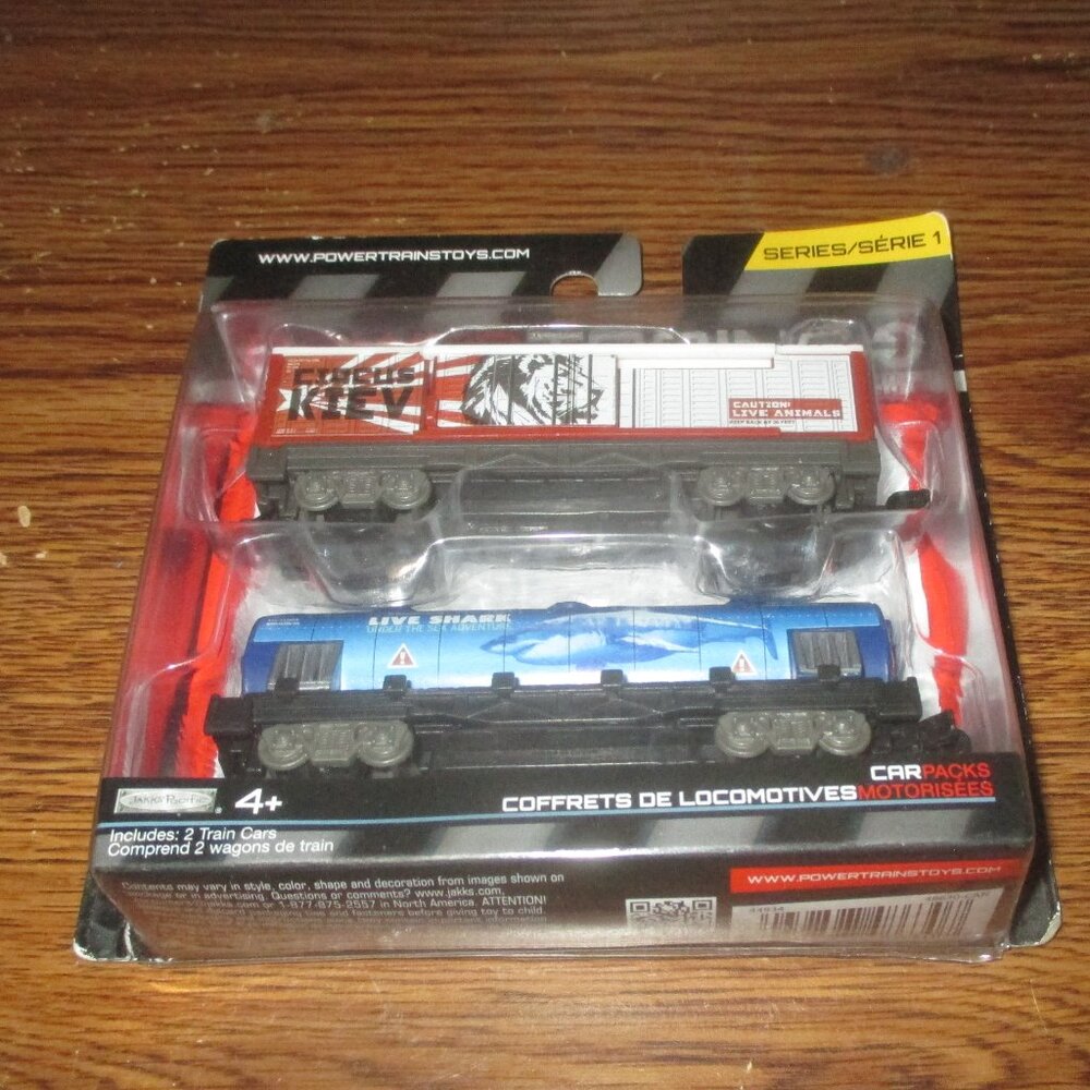 Power Trains Series 1 Animal Freight 2 Train Cars (Jakks Pacific, 2012)